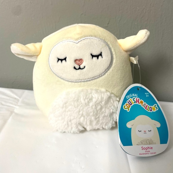 Squishmallows “Sophie” - Picture 1 of 7